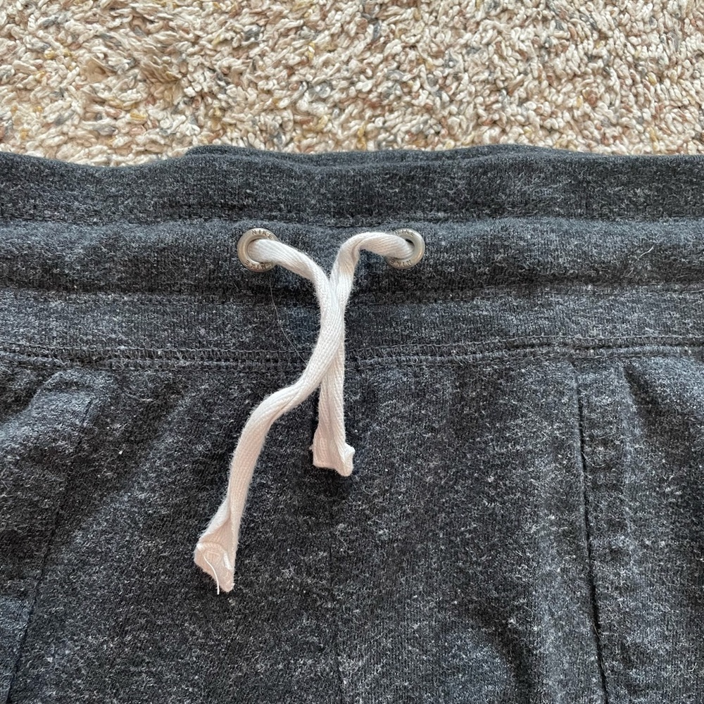 NIKE Shorts - Picture 3 of 5
